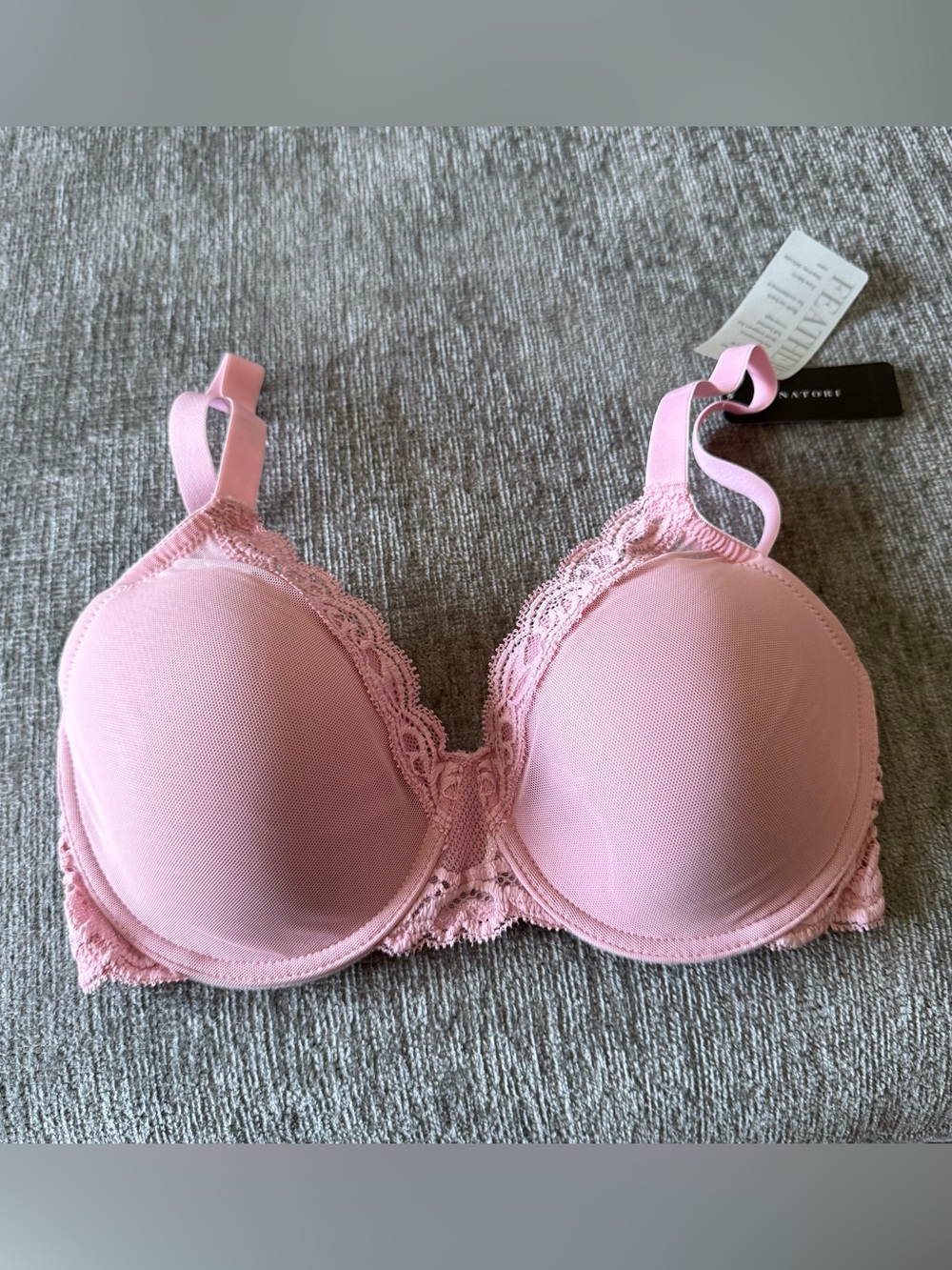 Natori Bra Size 32D NWT Underwire